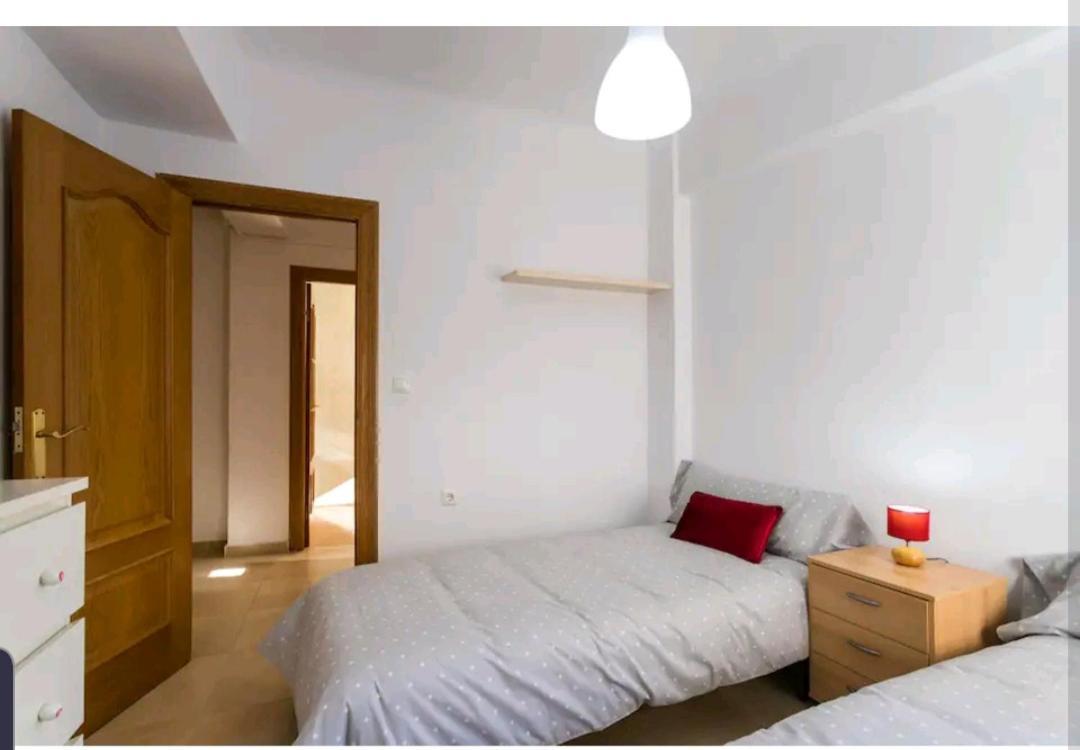 אליקאנטה Apartamento Coqueto A Un Minuto De La Explanada מראה חיצוני תמונה